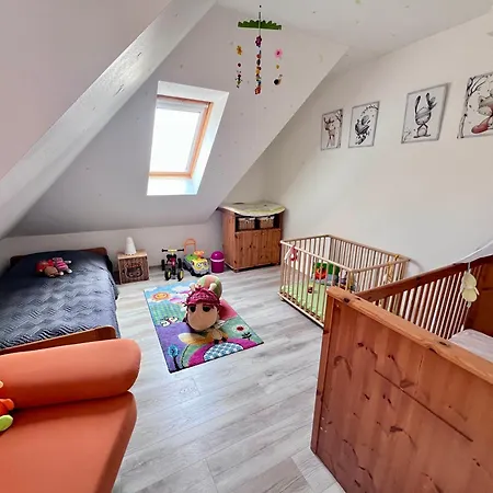 Ruhige Mit Eingezaeunten Garten - Familienfreundlich Garz (Rugen)